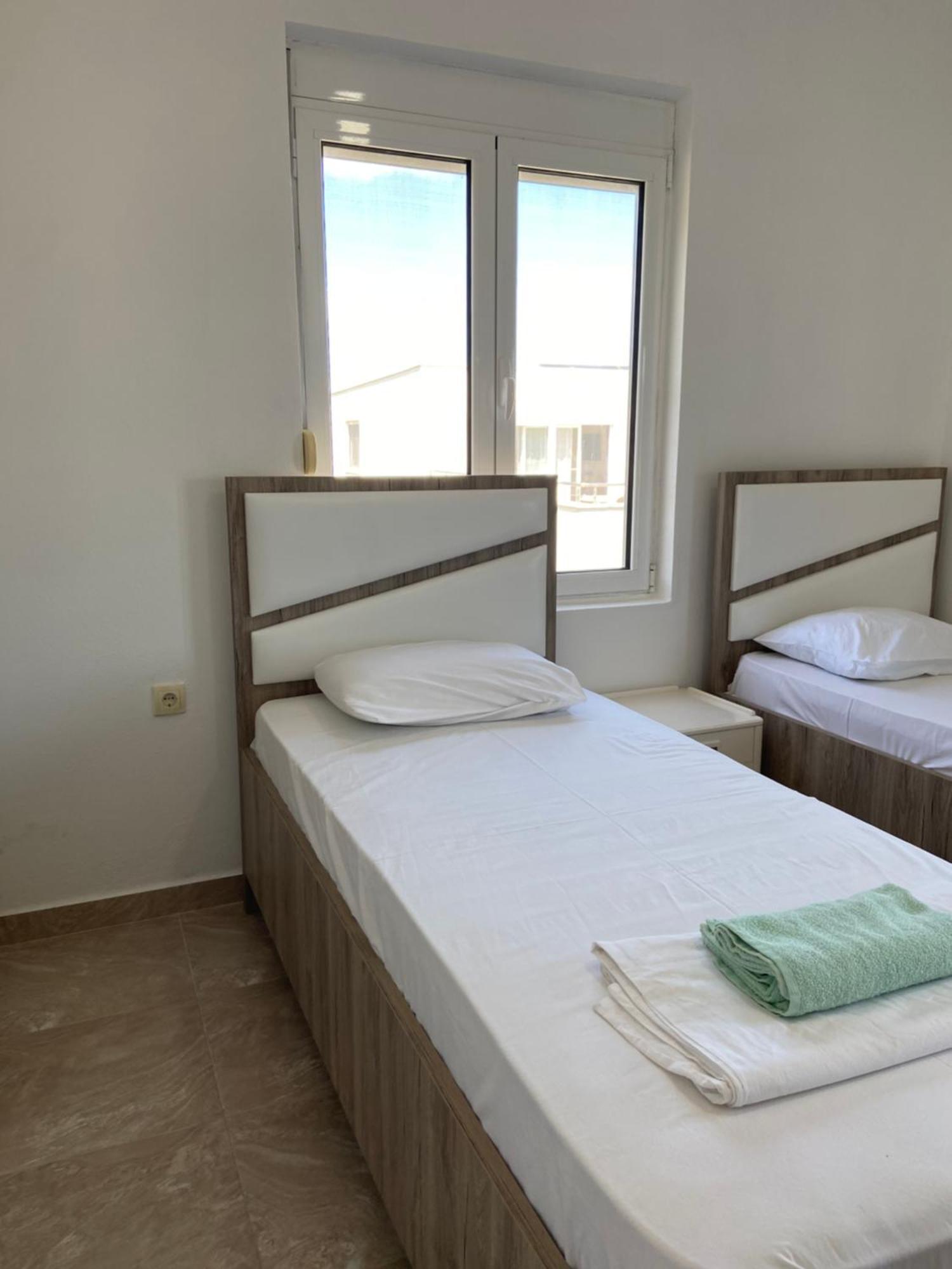 Montebello Inn Apartments Ulcinj Exteriör bild